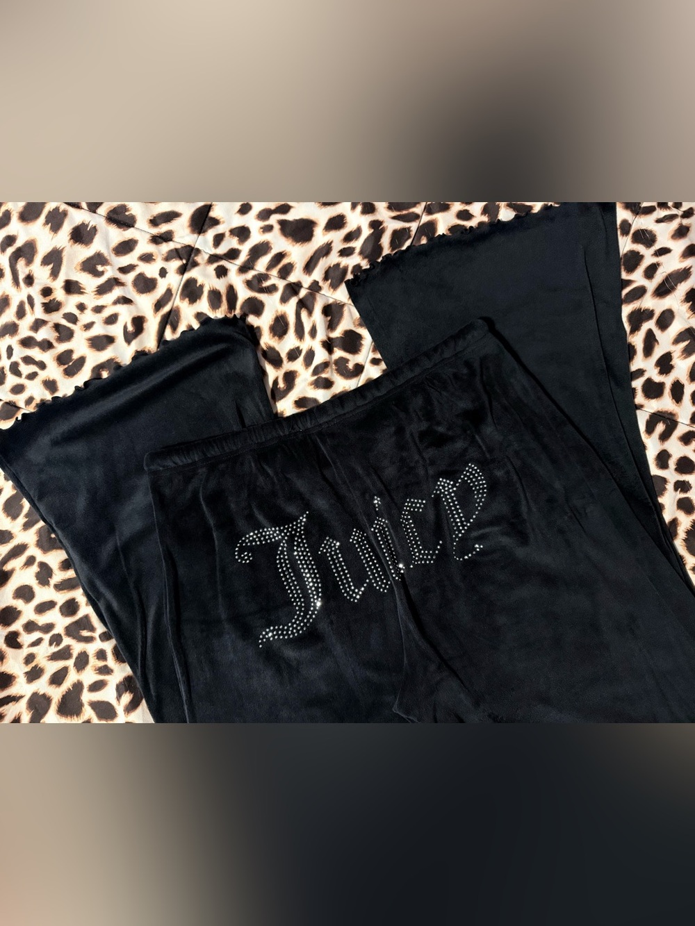 🖤Juicy Couture Velvet Stretchy Sequins Pj Pants🖤
